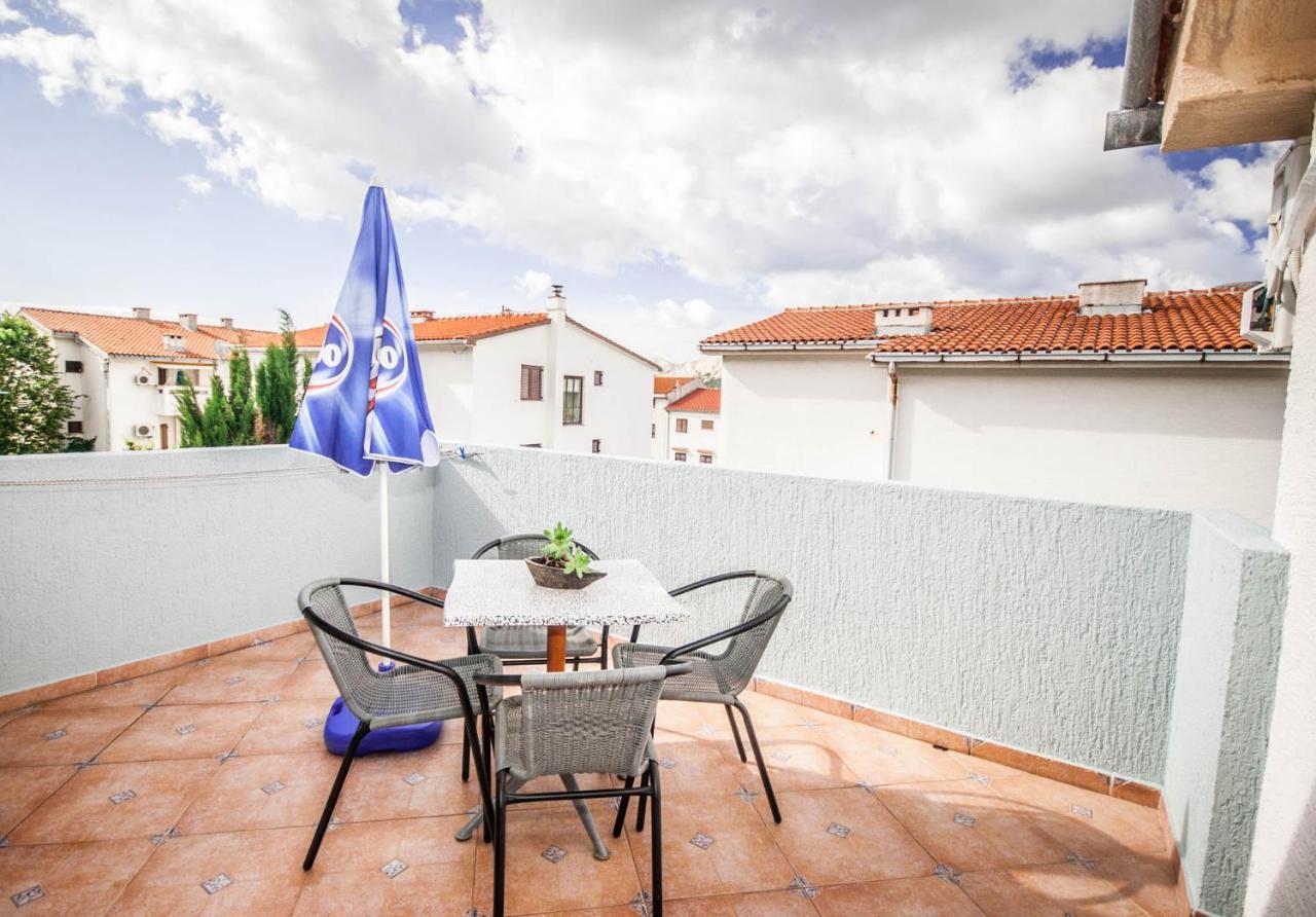 Apartments Mikulina Baška Екстериор снимка