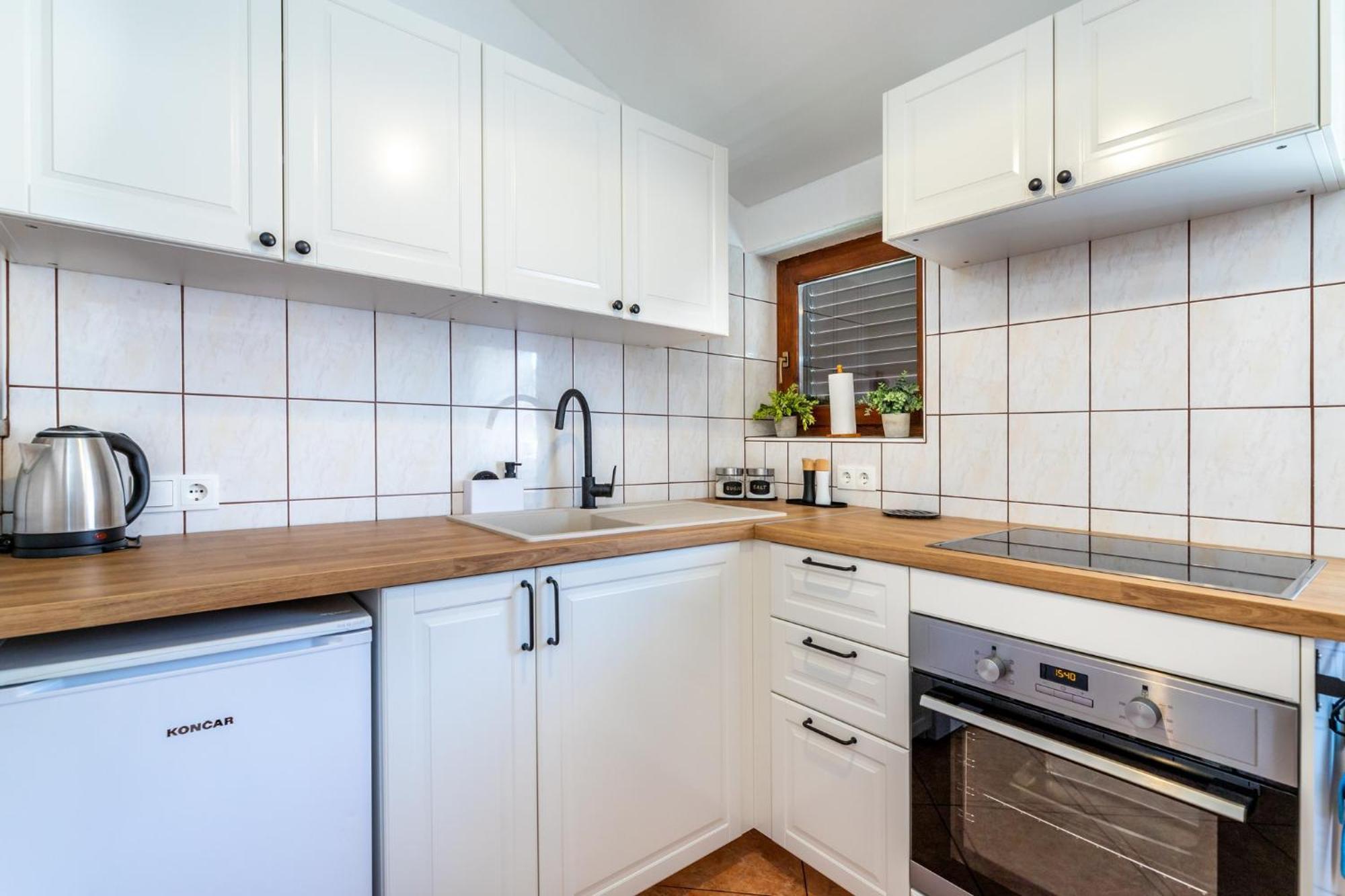 Apartments Mikulina Baška Екстериор снимка