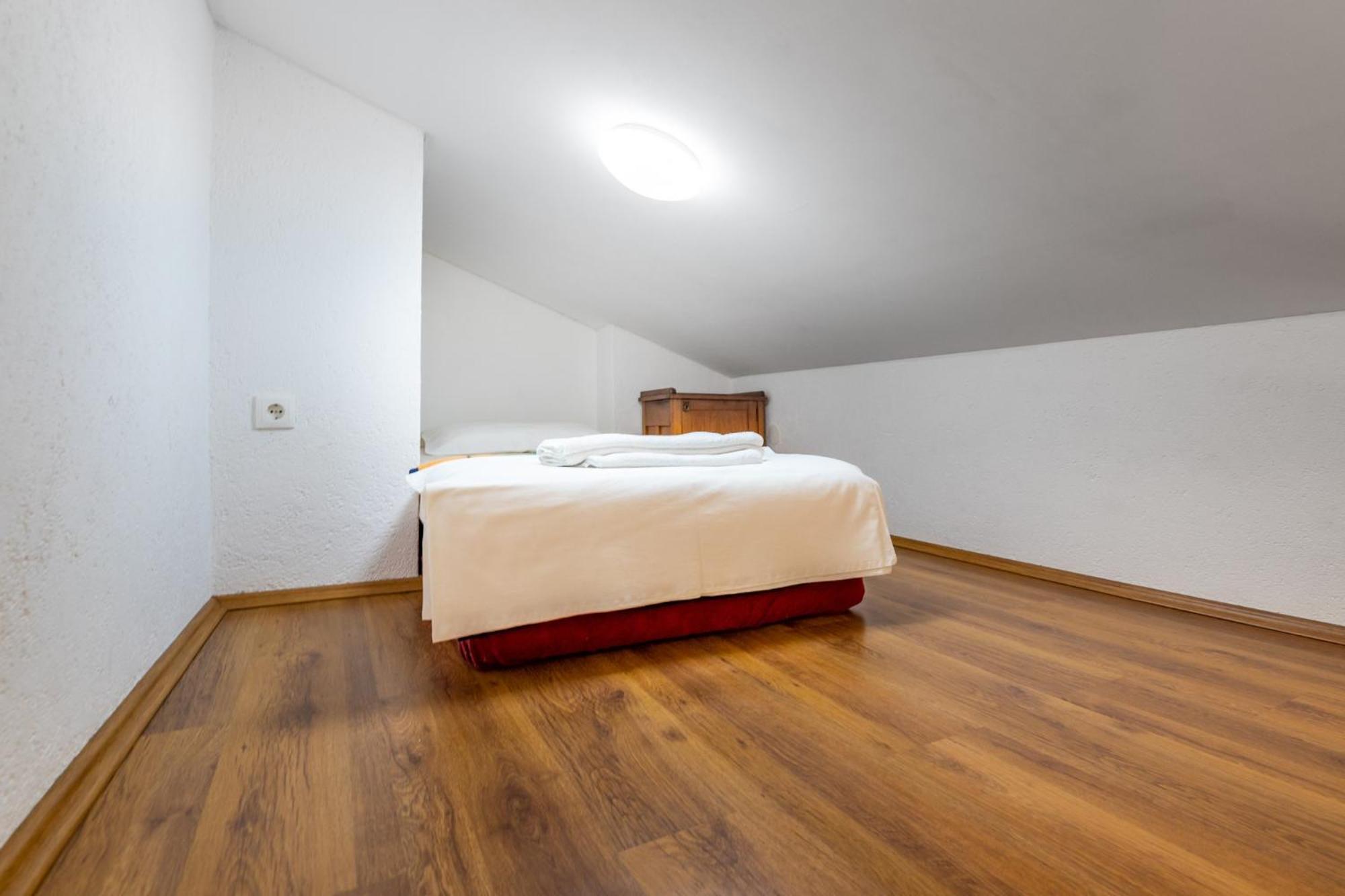 Apartments Mikulina Baška Екстериор снимка