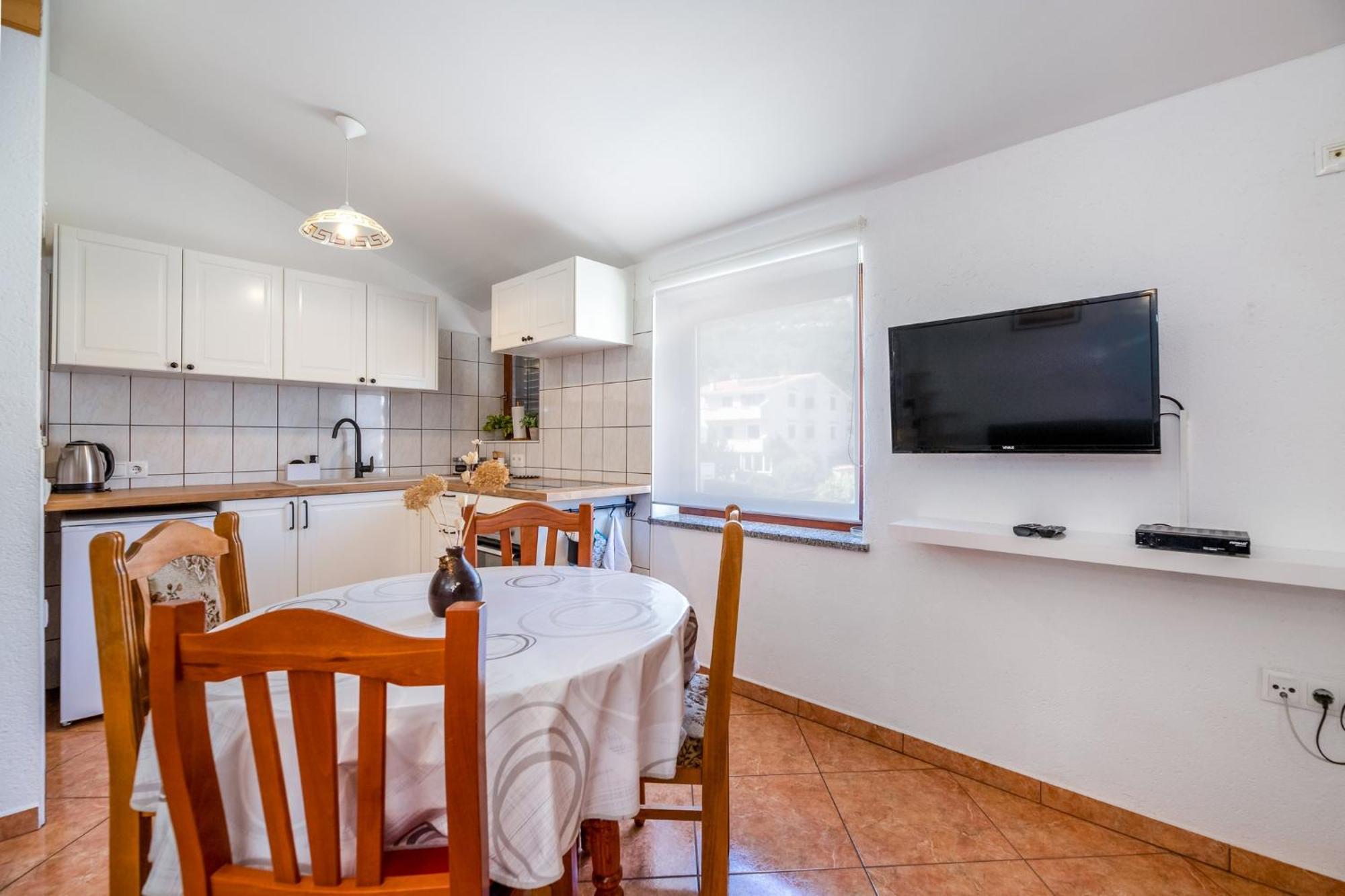 Apartments Mikulina Baška Екстериор снимка