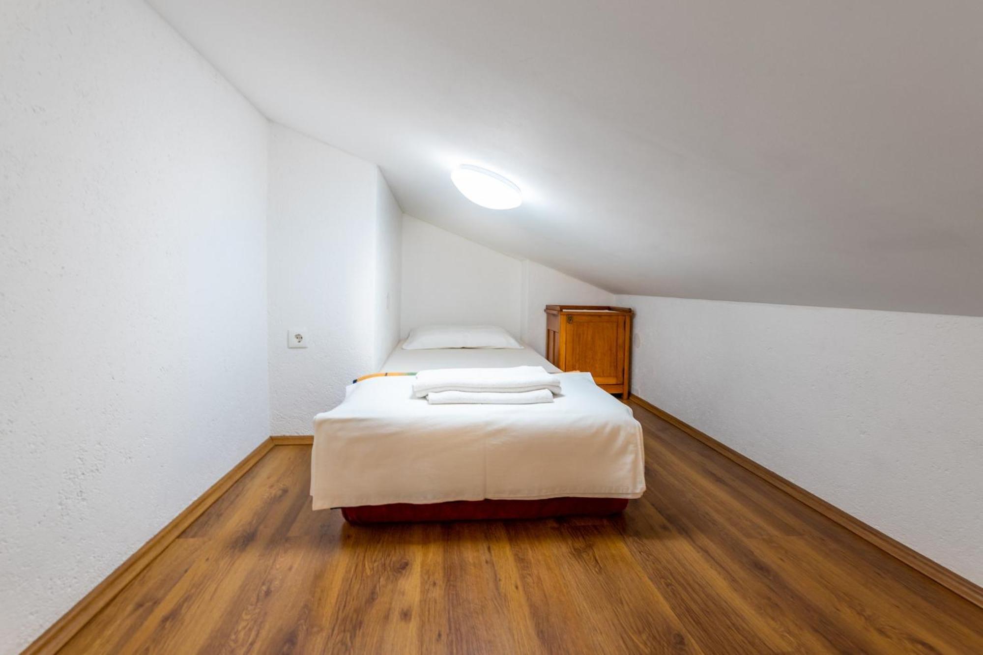 Apartments Mikulina Baška Екстериор снимка